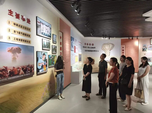 1783669561793670.png 图片1.png